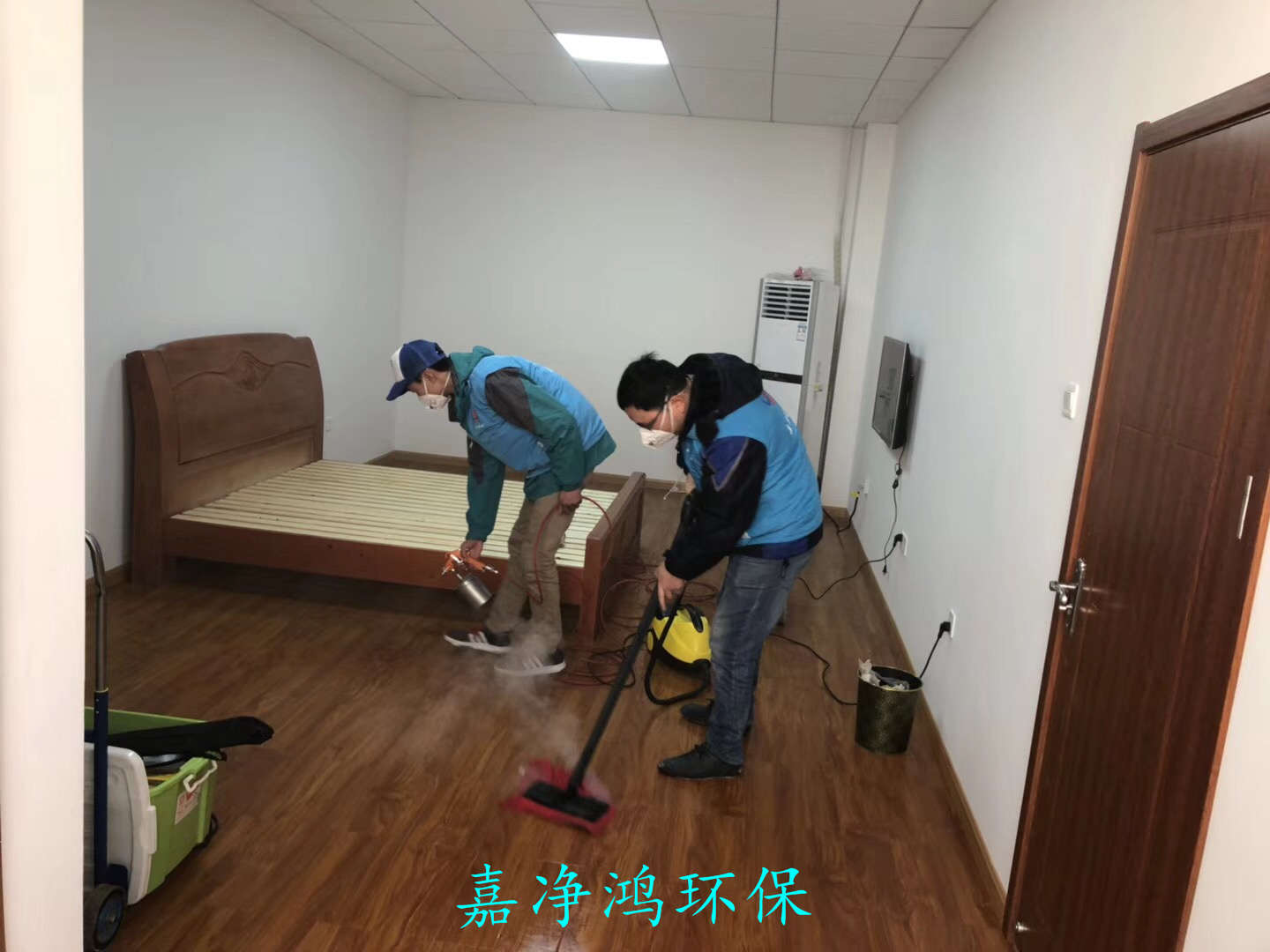 武漢市嘉凈鴻環(huán)?？萍加邢薰? style=